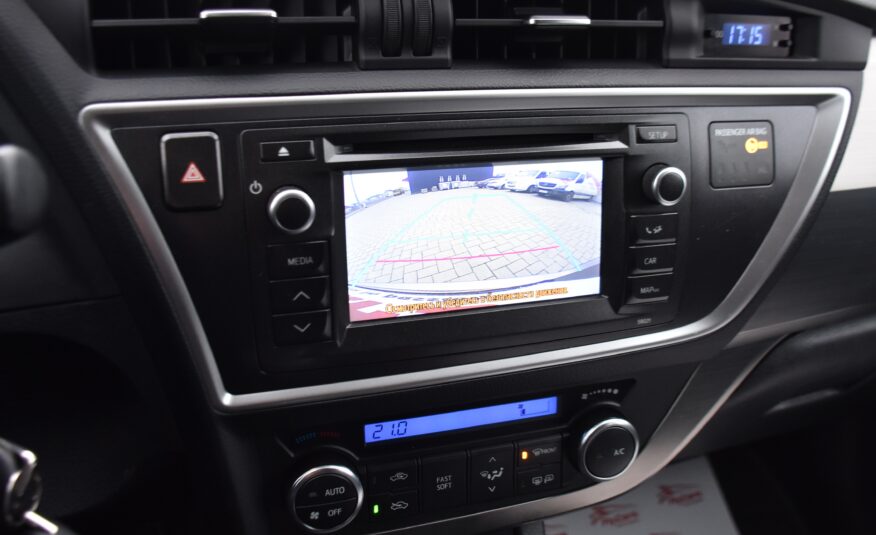 Toyota Auris 2.0 D-4D Touring 2014