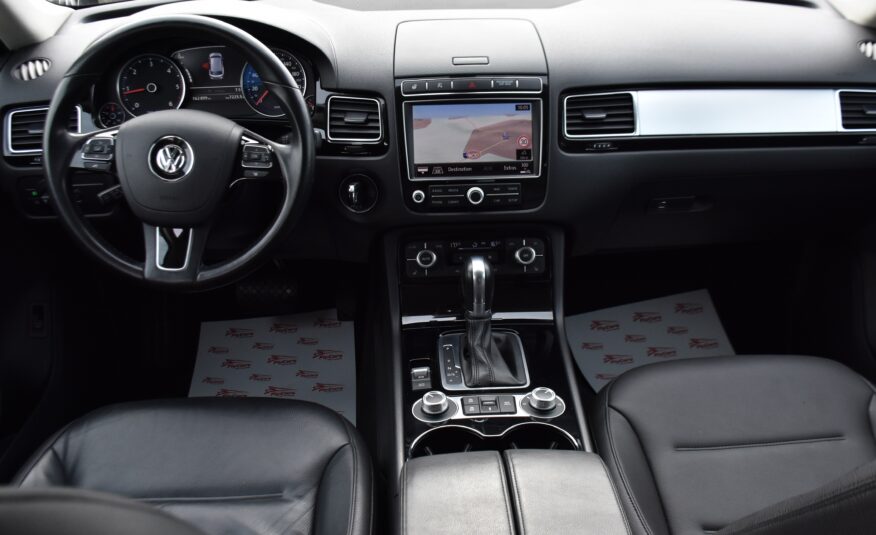 VW Touareg 3.0 V6 TDI BlueMotionTech 2015