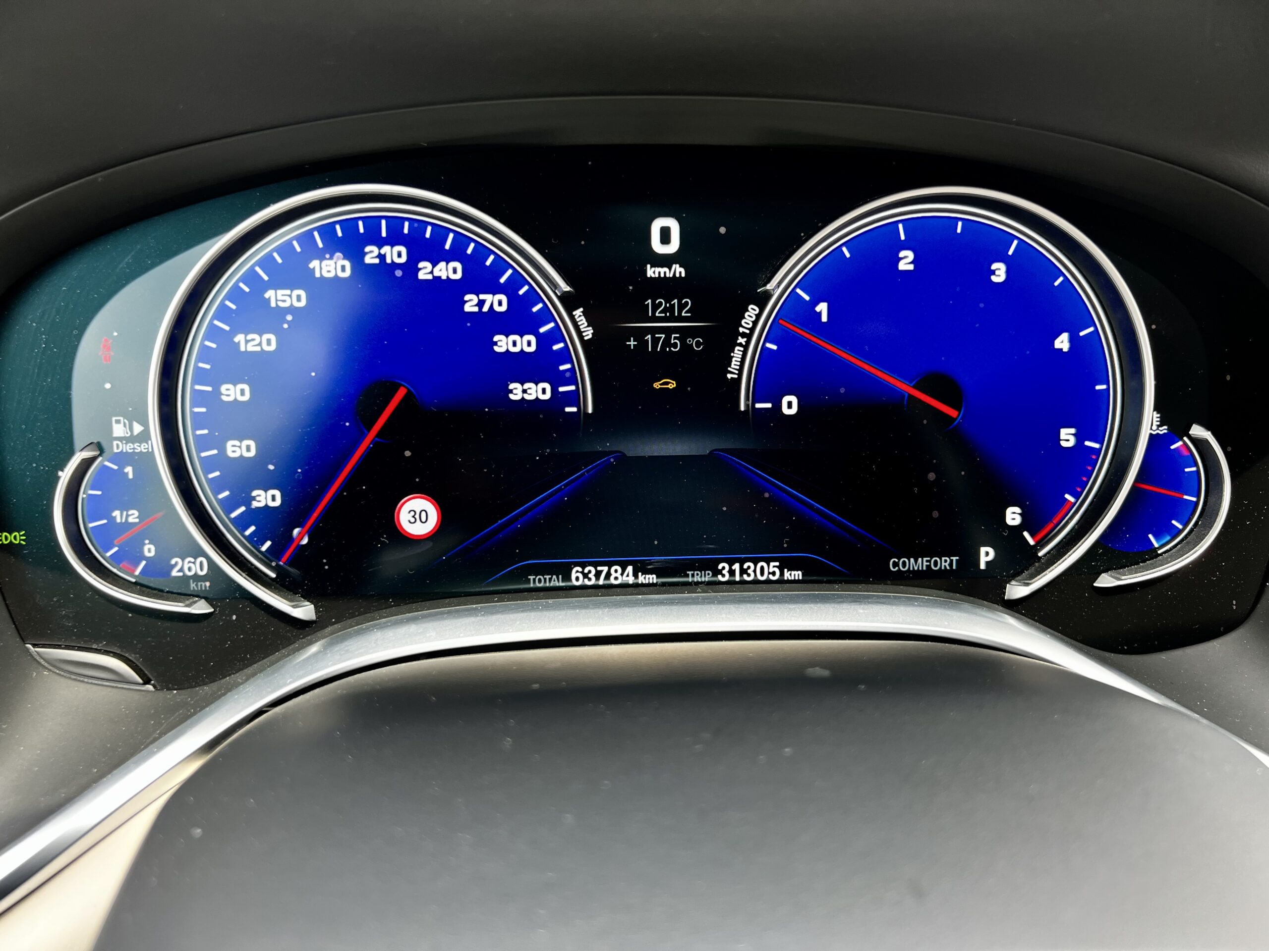 BMW Seria 740L xDrive  Individual