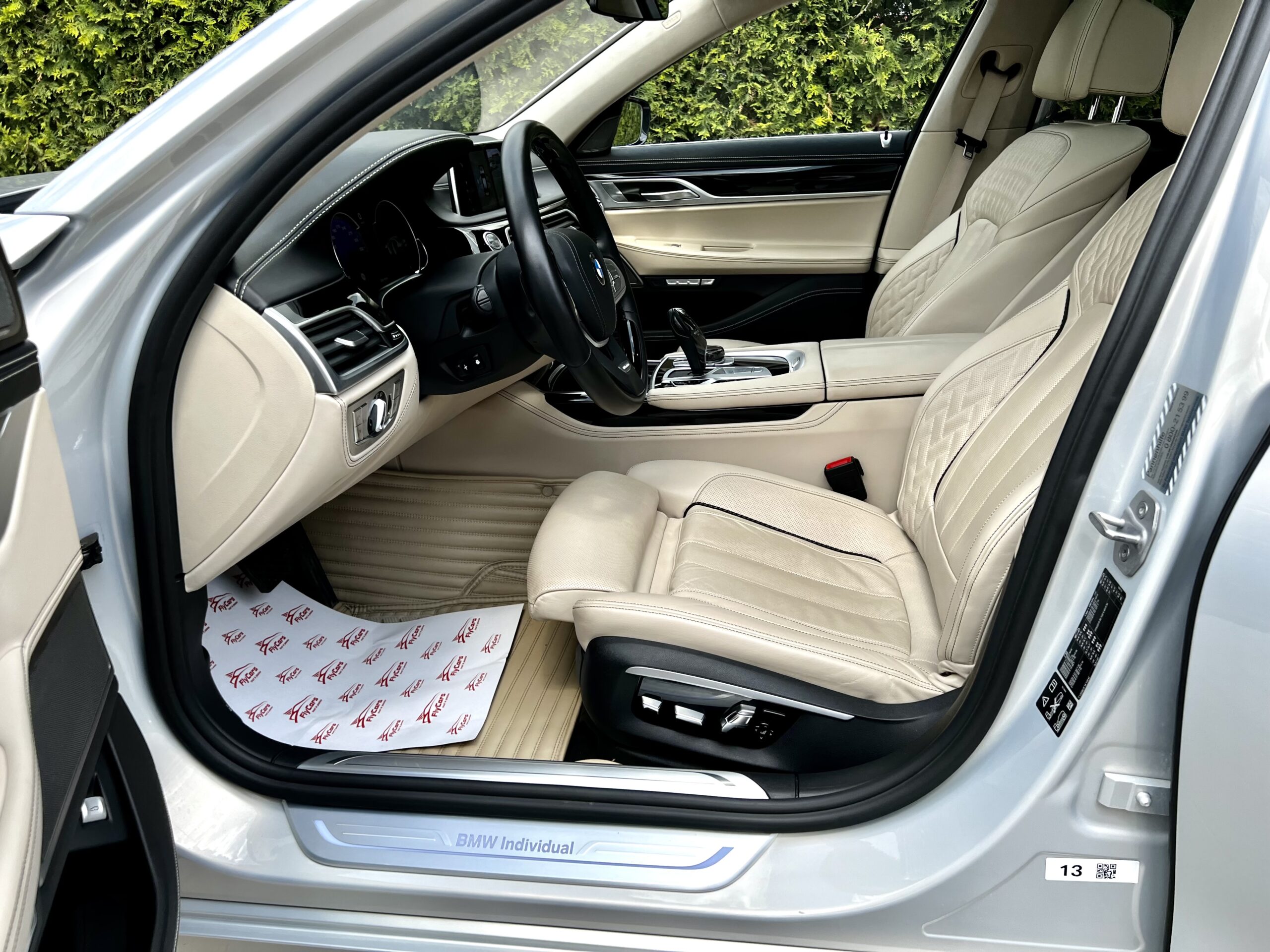 BMW Seria 740L xDrive  Individual