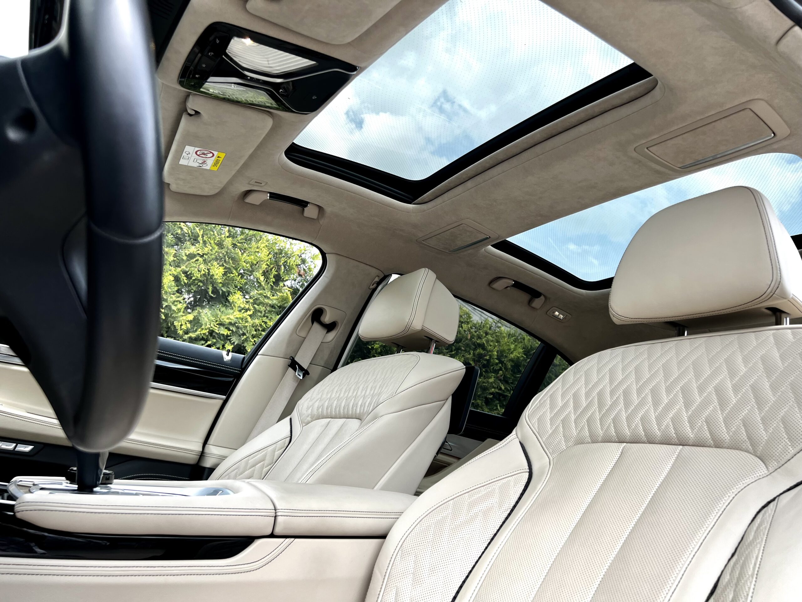 BMW Seria 740L xDrive  Individual