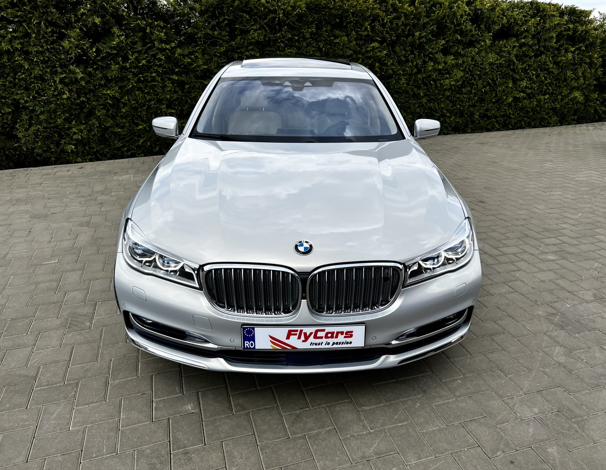 BMW Seria 740L xDrive  Individual