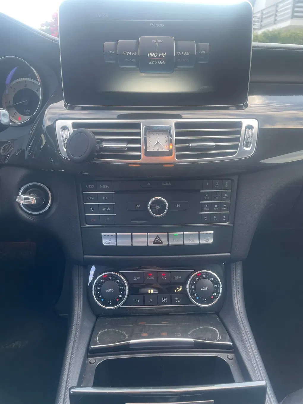 Mercedes-Benz CLS 350 CDI BlueEfficiency 09.11.2015