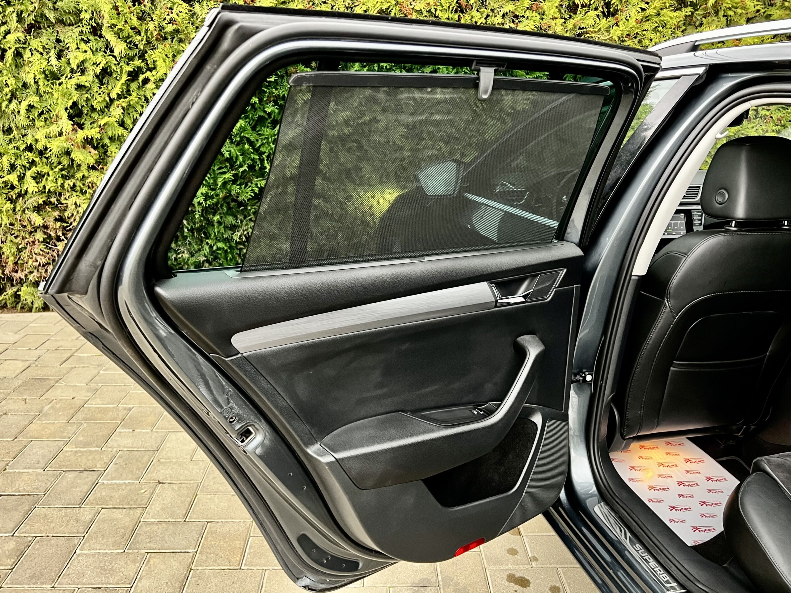 SKODA SUPERB COMBI 2.0 TDI  DSG 20.06.2016