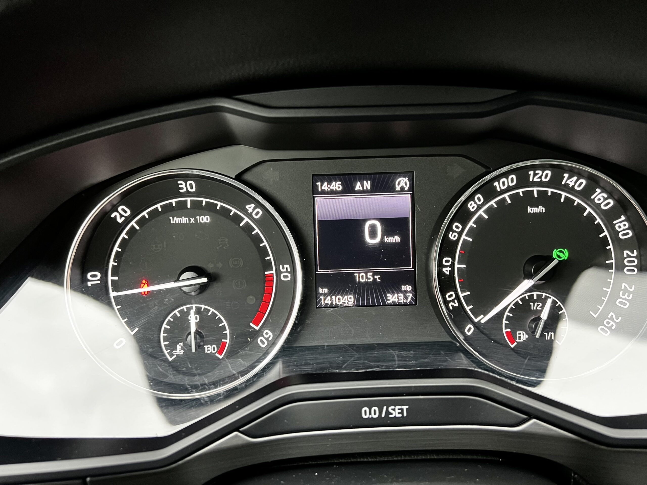 SKODA SUPERB COMBI 2.0 TDI  DSG 20.06.2016