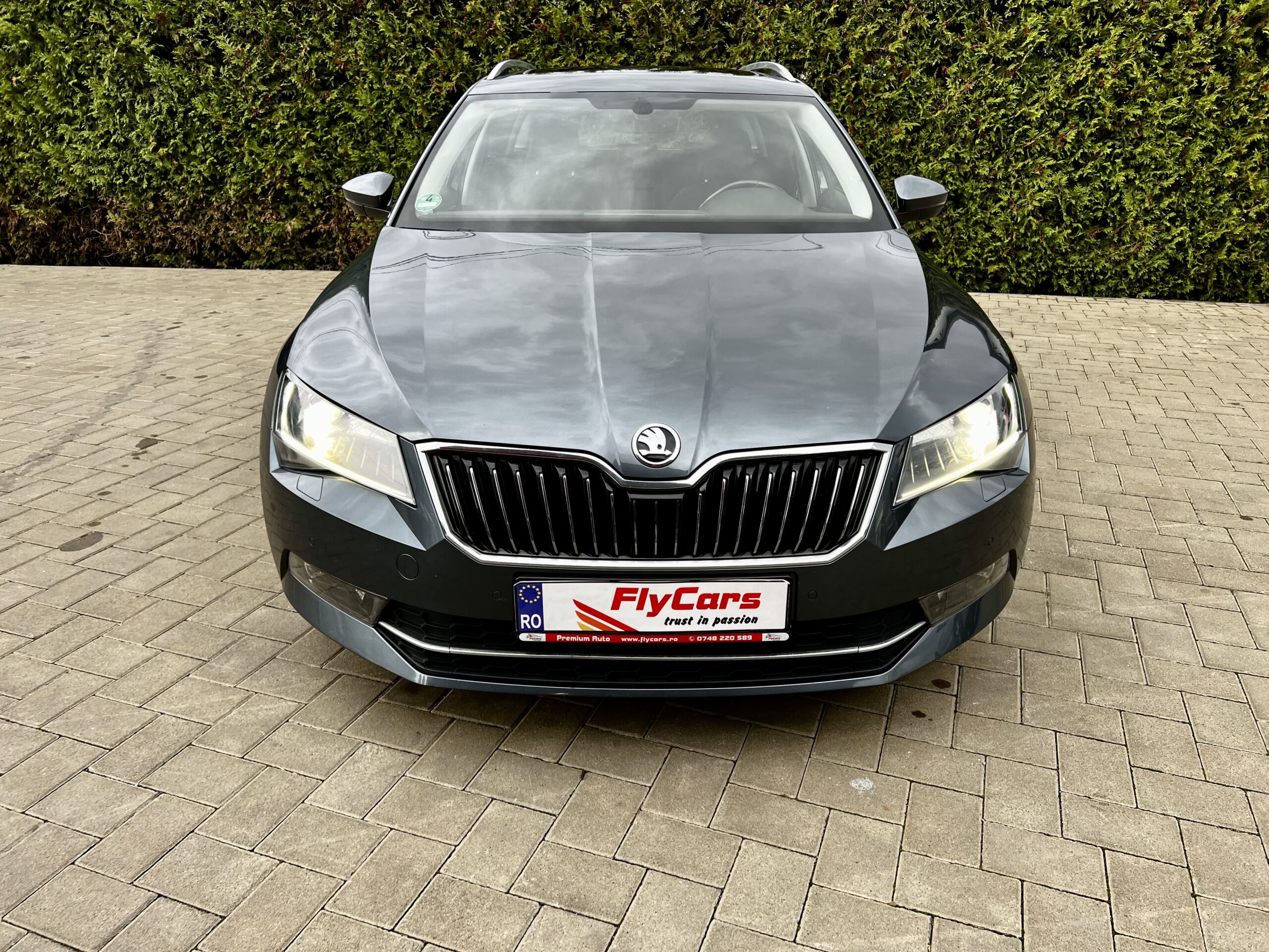 SKODA SUPERB COMBI 2.0 TDI  DSG 20.06.2016