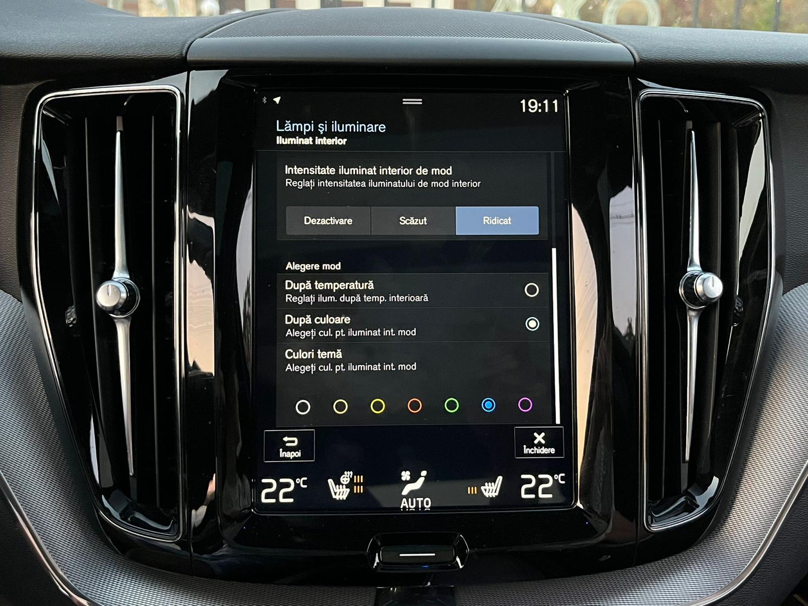 VOLVO XC 60 B4 R- Design AWD 197 Cp Automata 10.06.2020