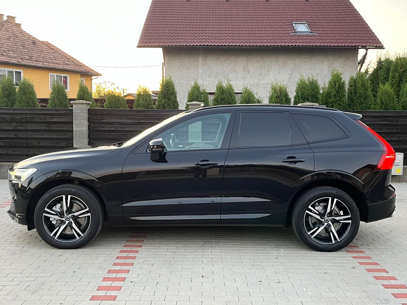 VOLVO XC 60 B4 R- Design AWD 197 Cp Automata 10.06.2020