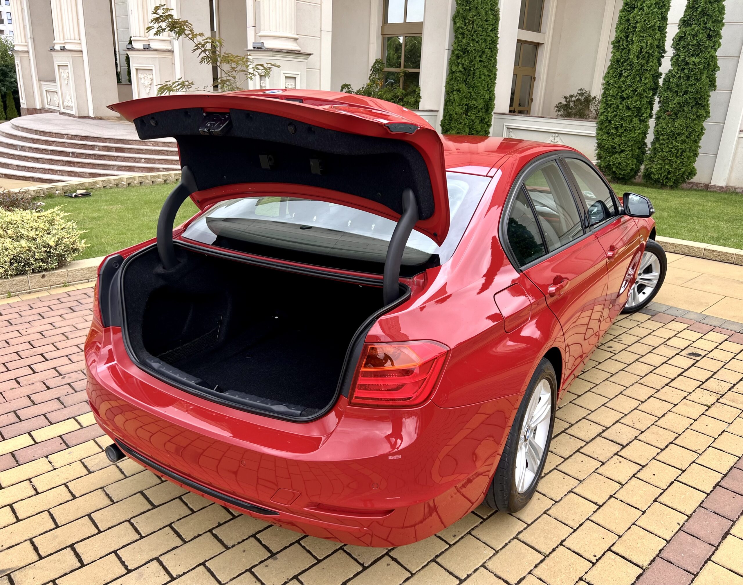 BMW SERIA 3 F30 SPORT LINE 27.09.2012