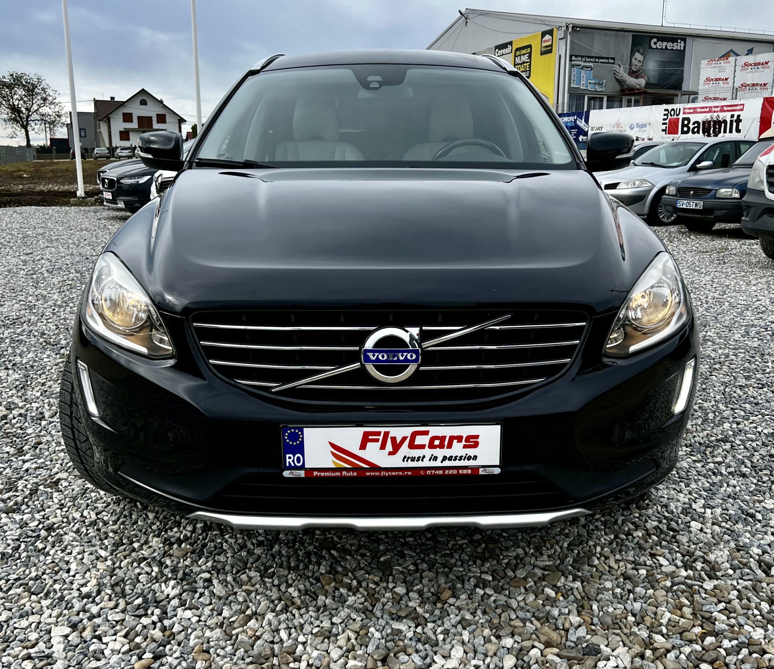 Volvo XC60 D4 Ocean Race – Diesel – Automatic – 181 hp