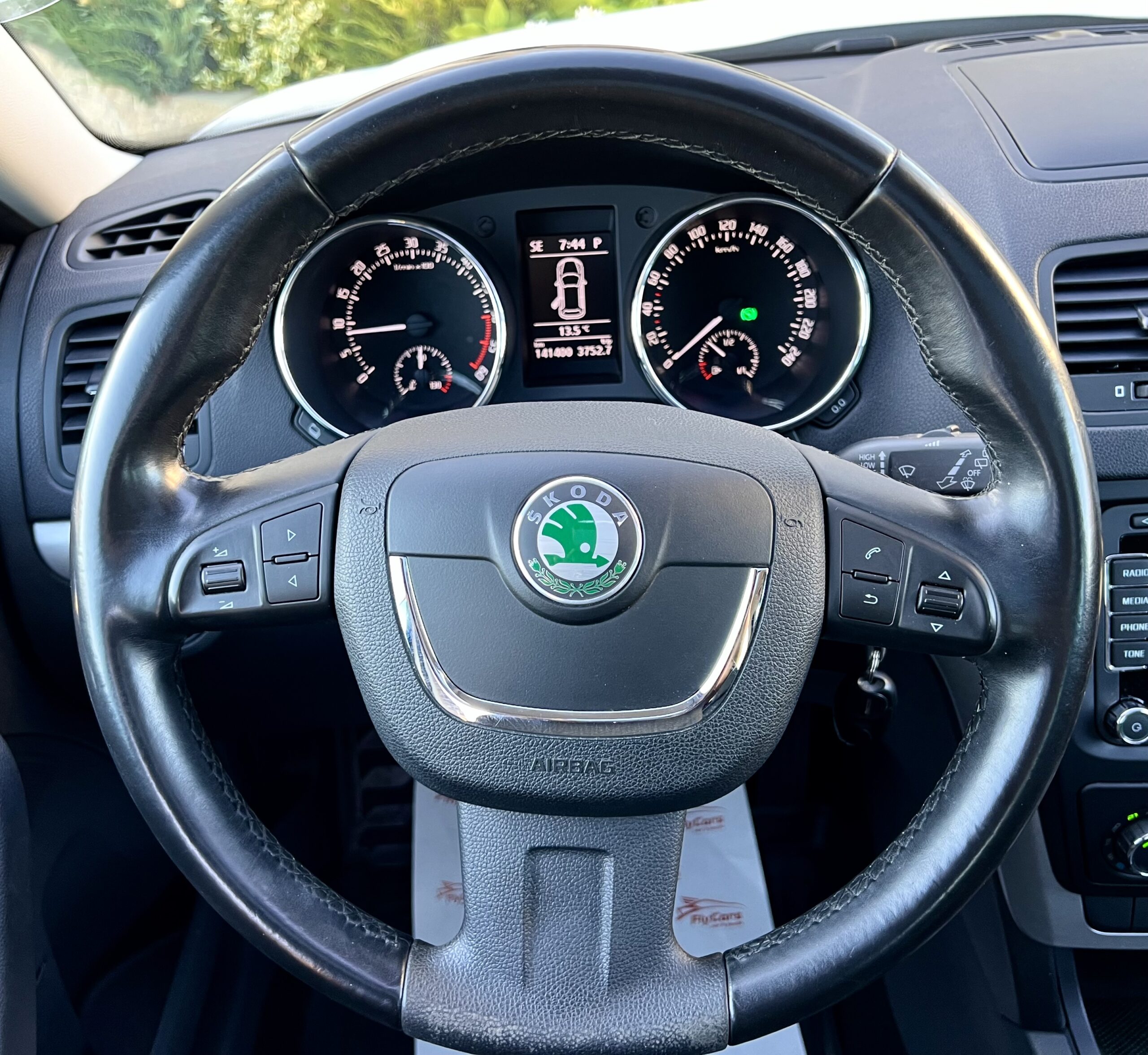 Skoda Yeti Elegance 2.0 TDI / Automata-4×4 / 09.10.2013