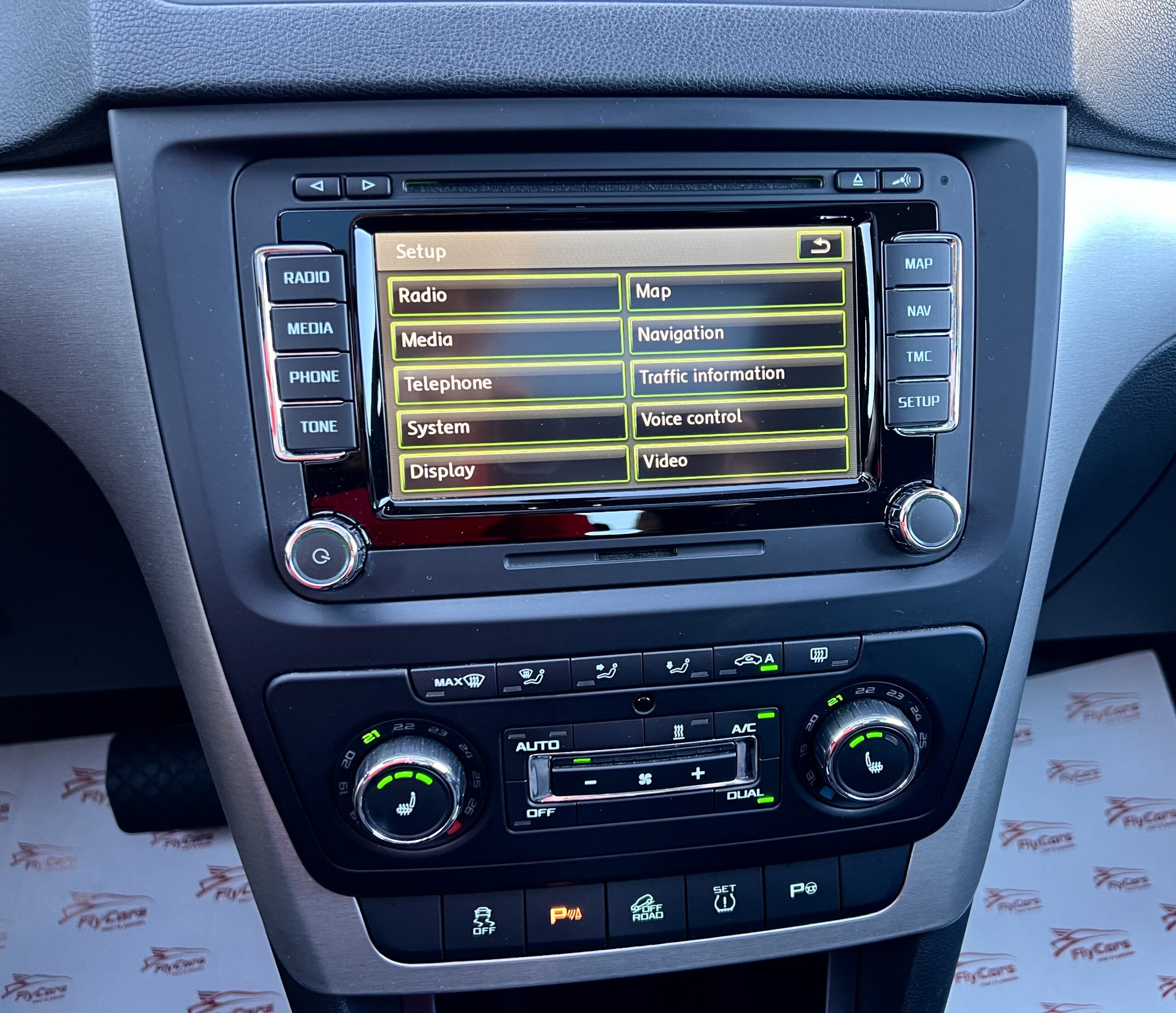 Skoda Yeti Elegance 2.0 TDI / Automata-4×4 / 09.10.2013