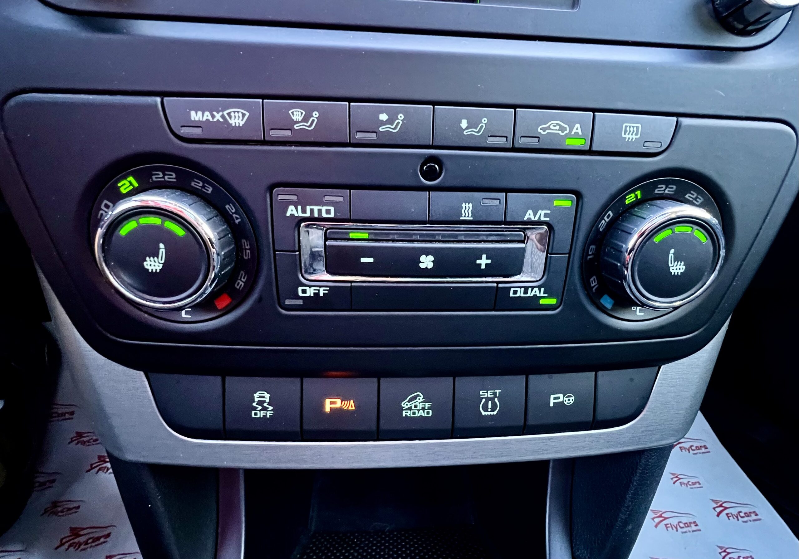 Skoda Yeti Elegance 2.0 TDI / Automata-4×4 / 09.10.2013