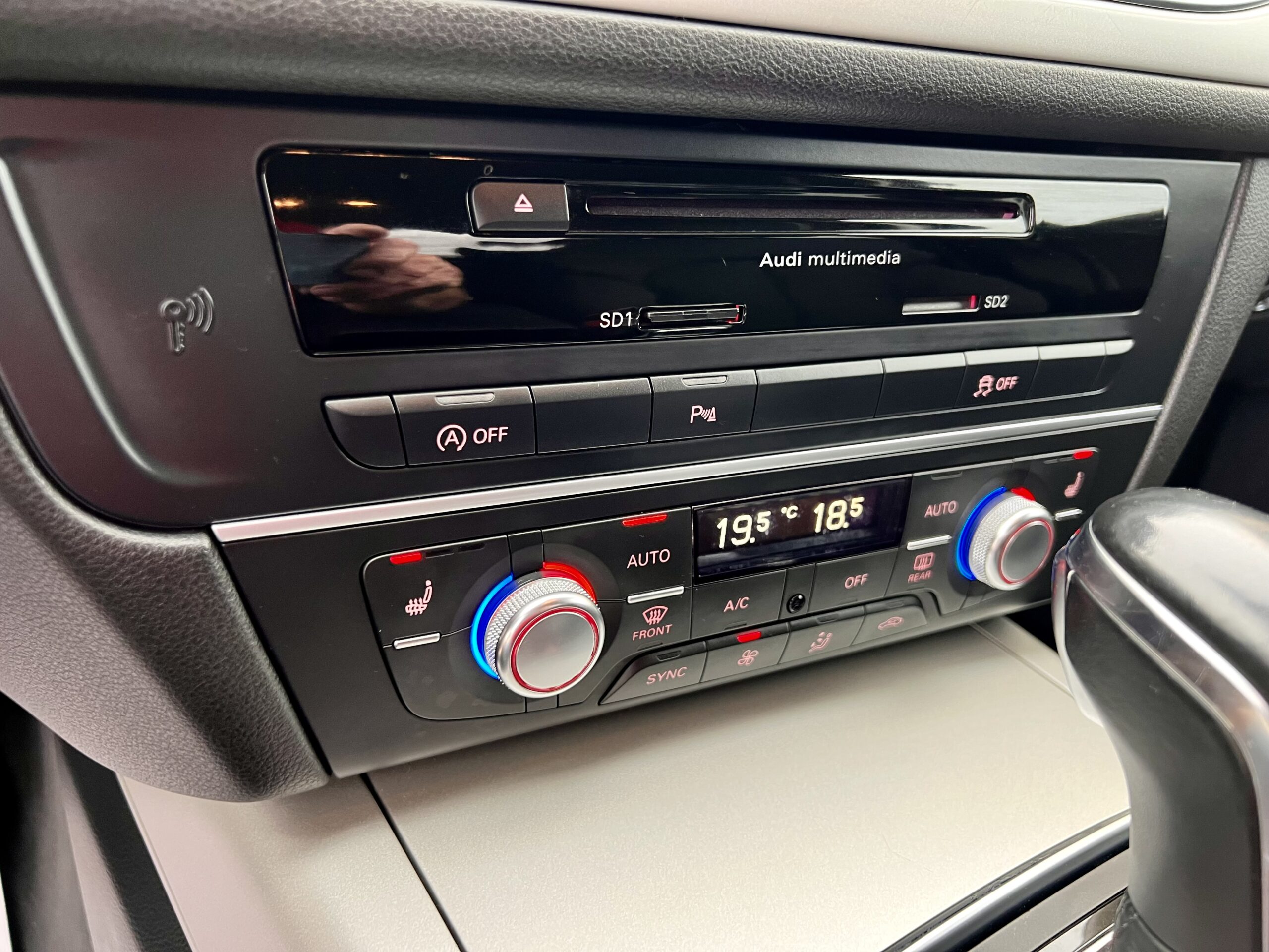 Audi A6 2.0TDI / S tronic / 26.03.2016