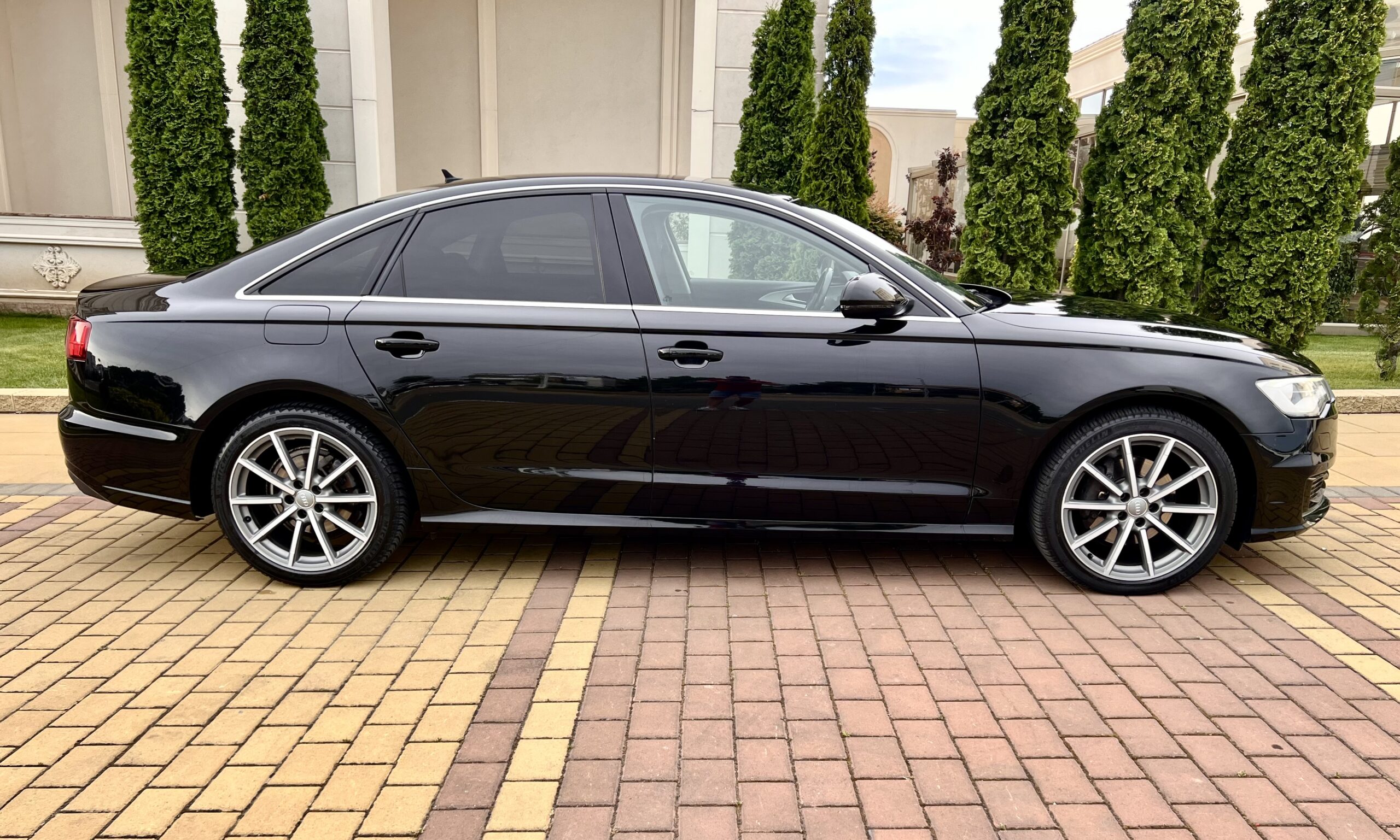 Audi A6 2.0TDI / S tronic / 26.03.2016