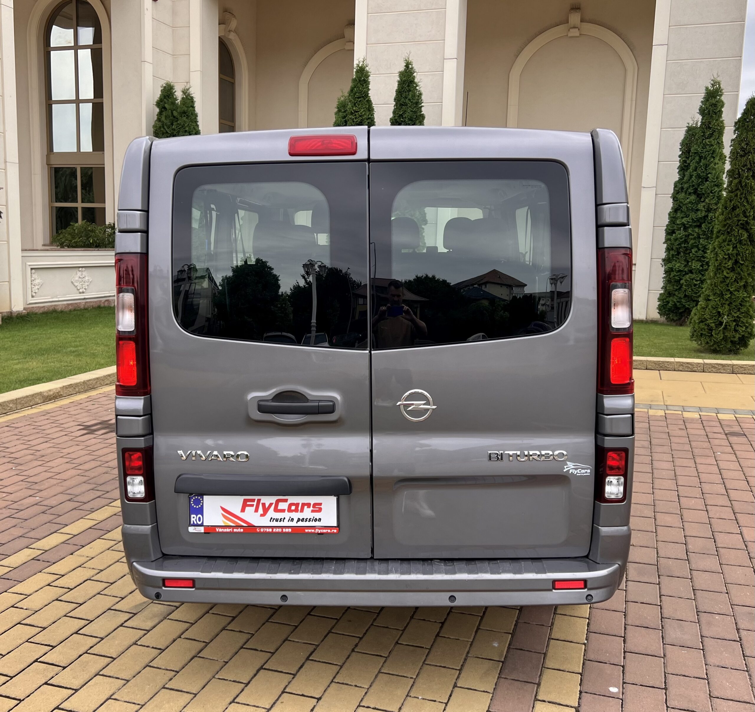 Opel Vivaro L2H1 1.6 CDTI / 8+1 / 26.01.2018