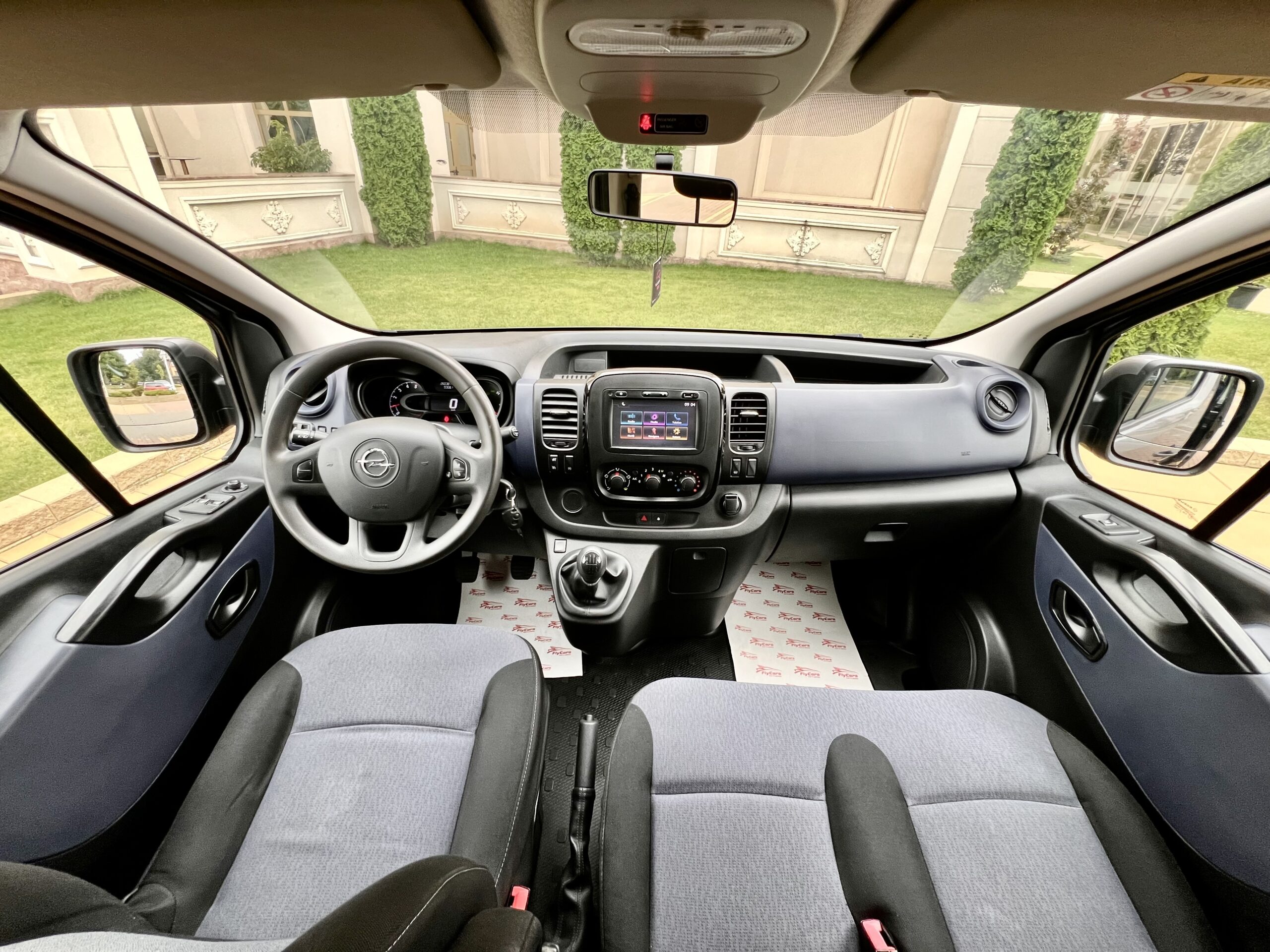 Opel Vivaro L2H1 1.6 CDTI / 8+1 / 26.01.2018