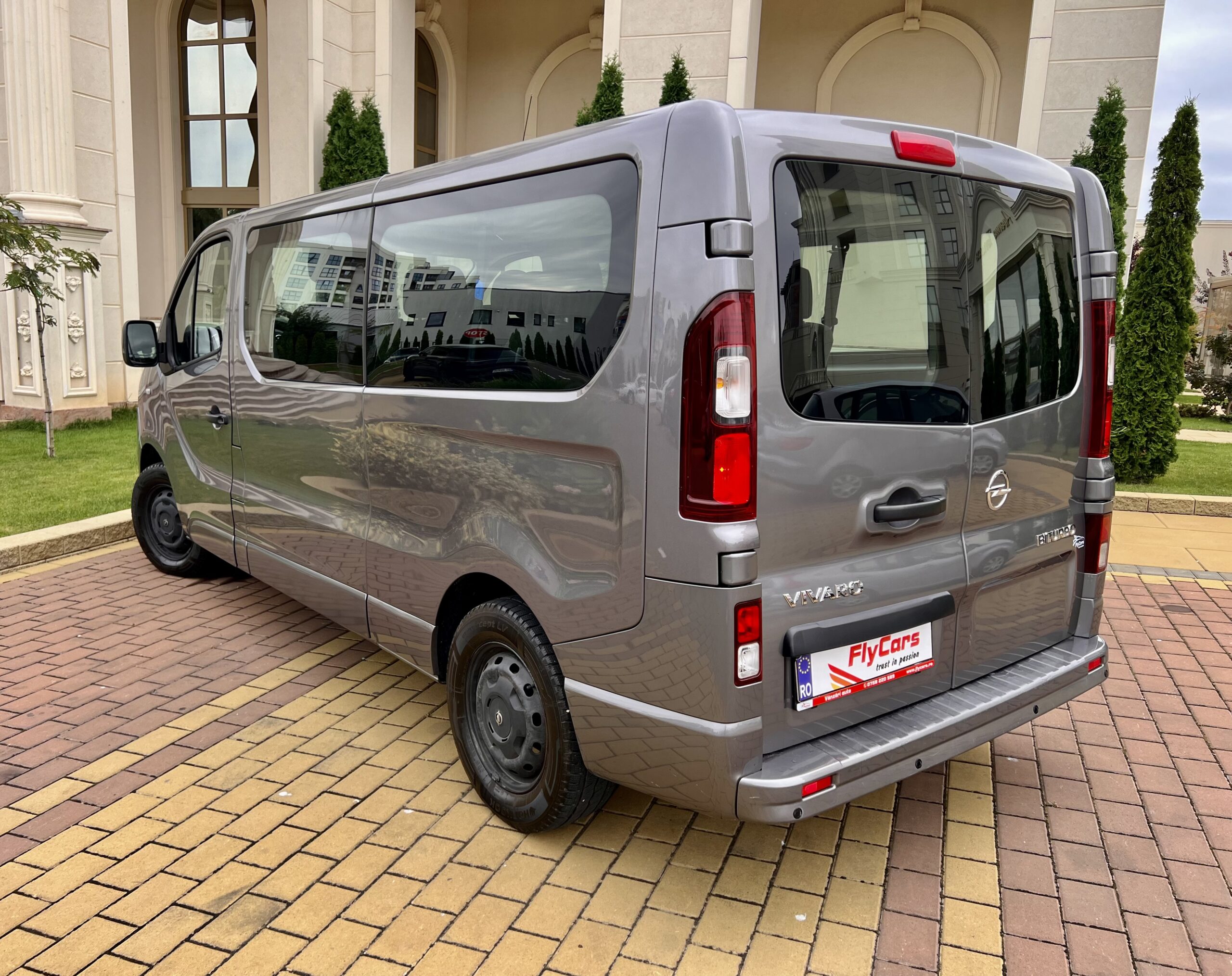 Opel Vivaro L2H1 1.6 CDTI / 8+1 / 26.01.2018