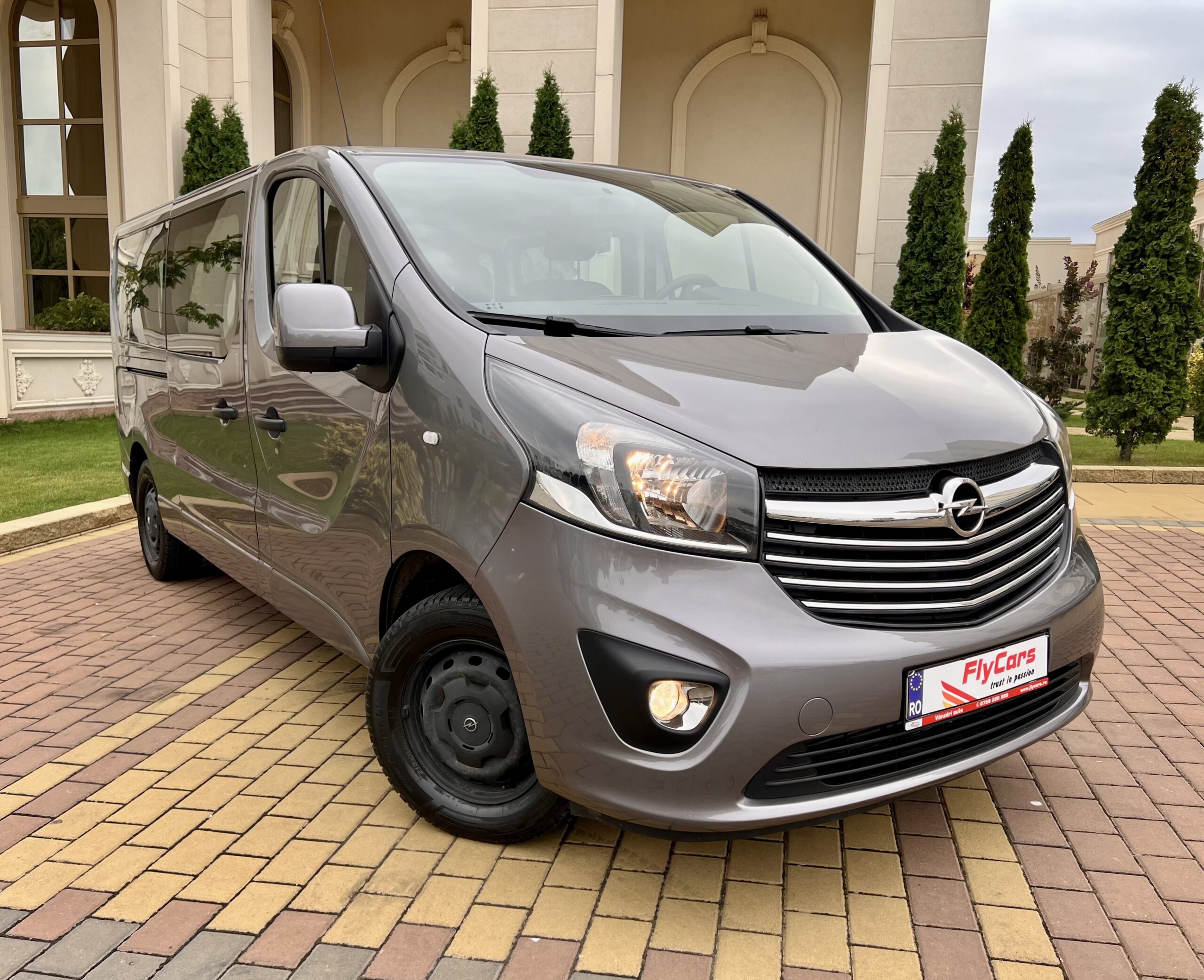 Opel Vivaro L2H1 1.6 CDTI / 8+1 / 26.01.2018