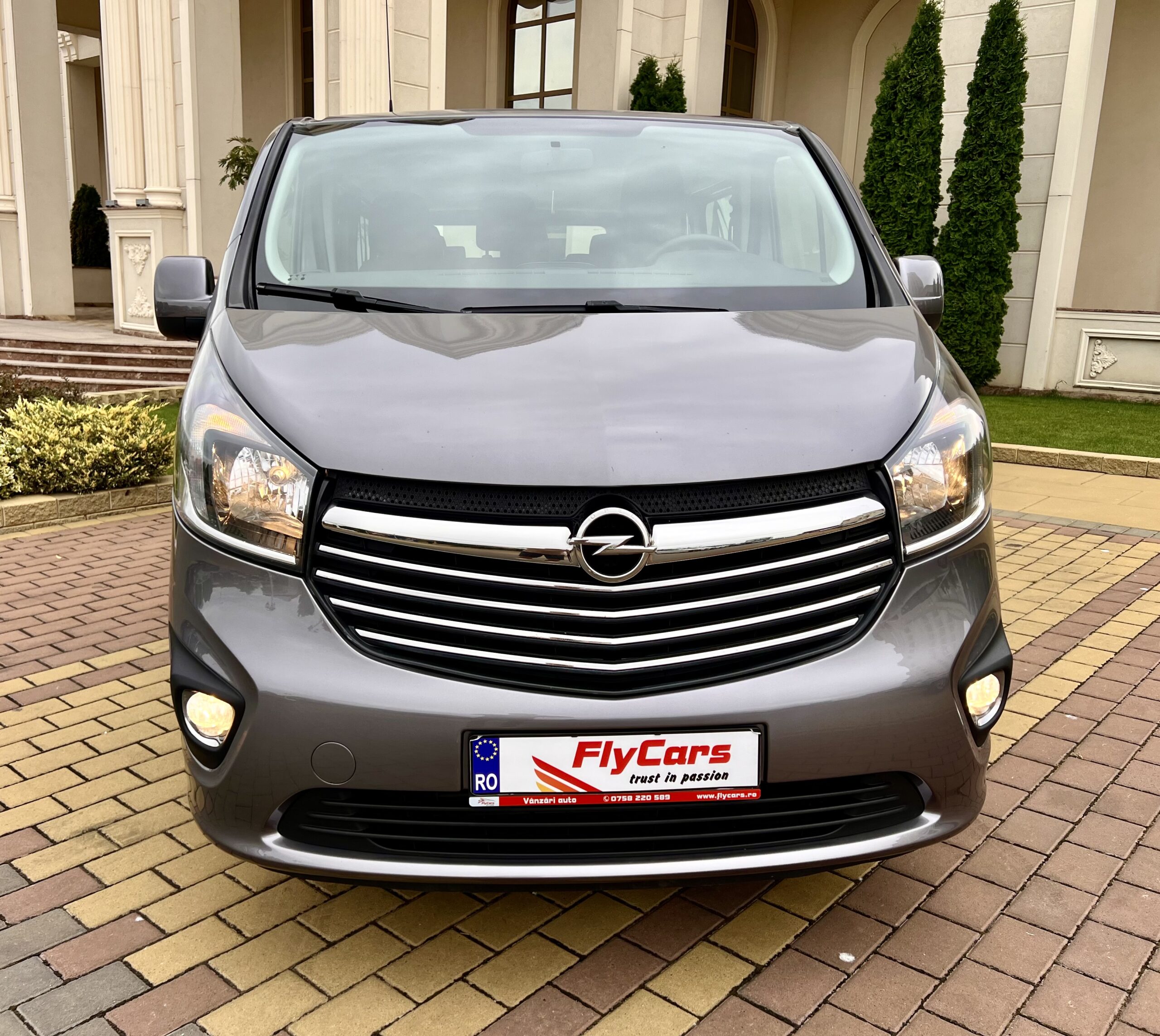 Opel Vivaro L2H1 1.6 CDTI / 8+1 / 26.01.2018