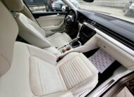 Volkswagen Passat 2.0 TDI / DSG / Highline / 27.08.2016