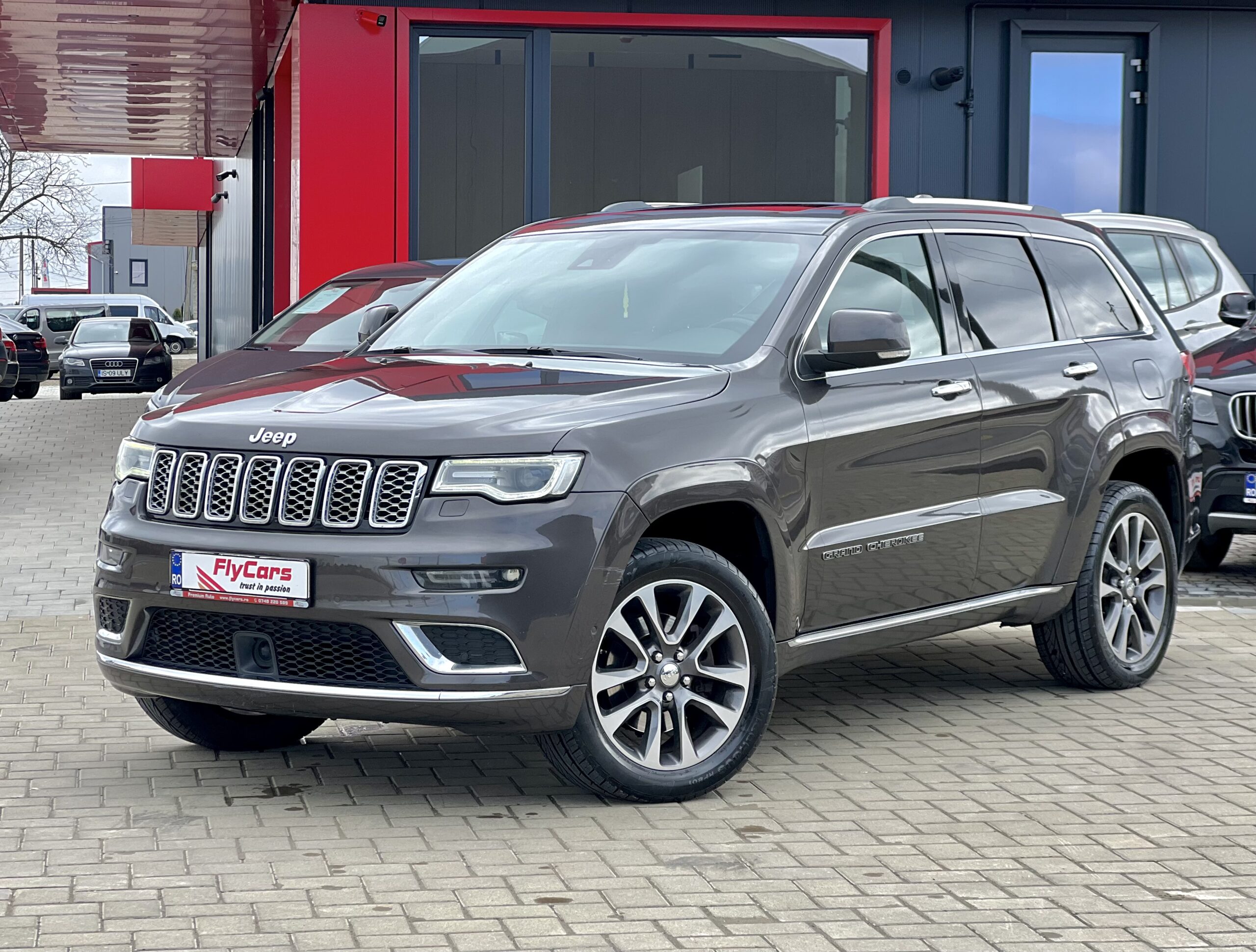 Jeep Grand-Cherokee 3.0 AT Summit 29.05.2018