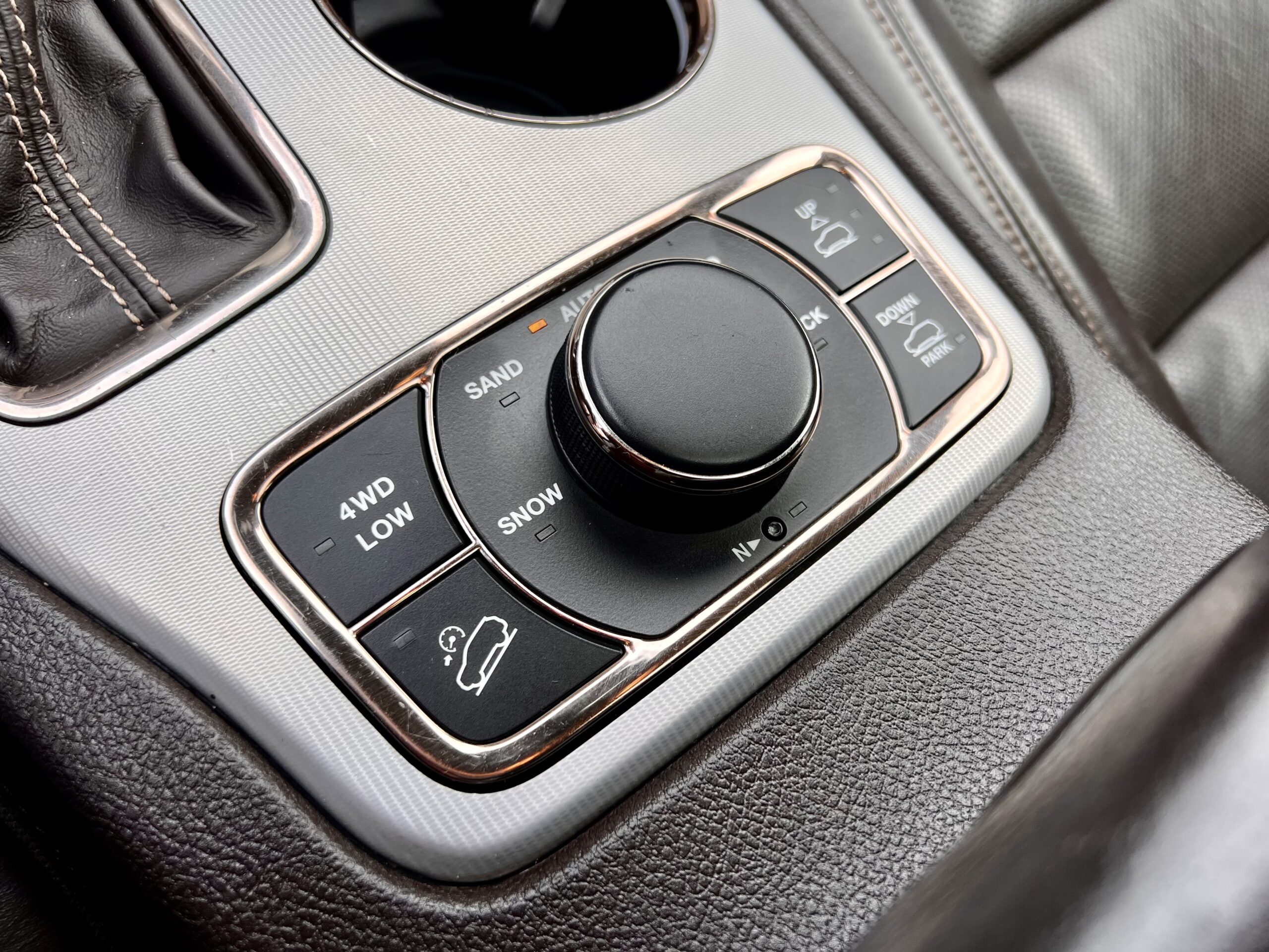 Jeep Grand-Cherokee 3.0 AT Summit 29.05.2018