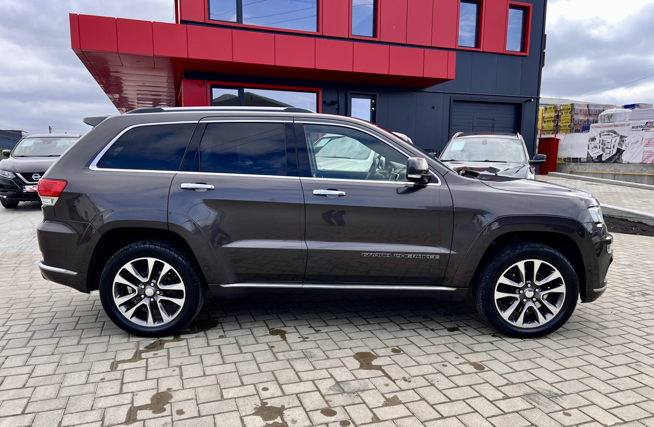 Jeep Grand-Cherokee 3.0 AT Summit 29.05.2018